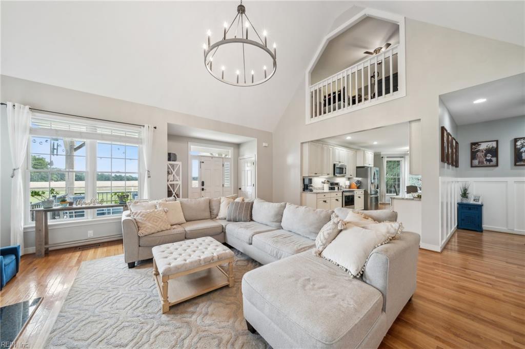 183 Belle Aire DR