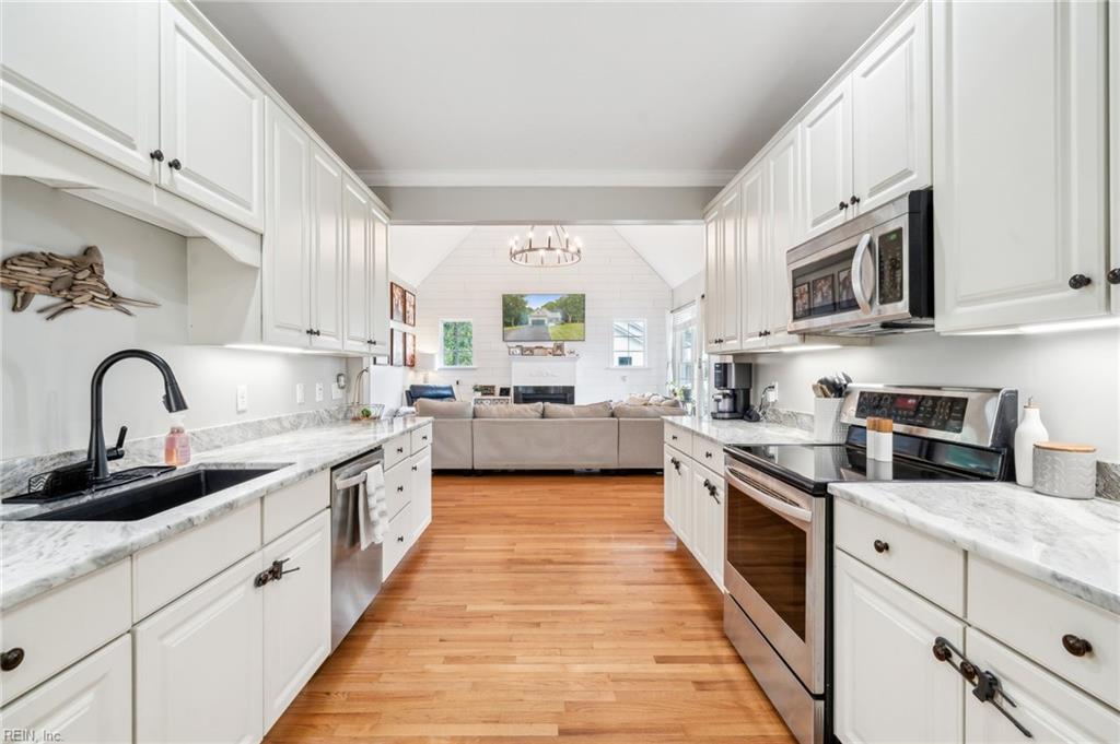 183 Belle Aire DR
