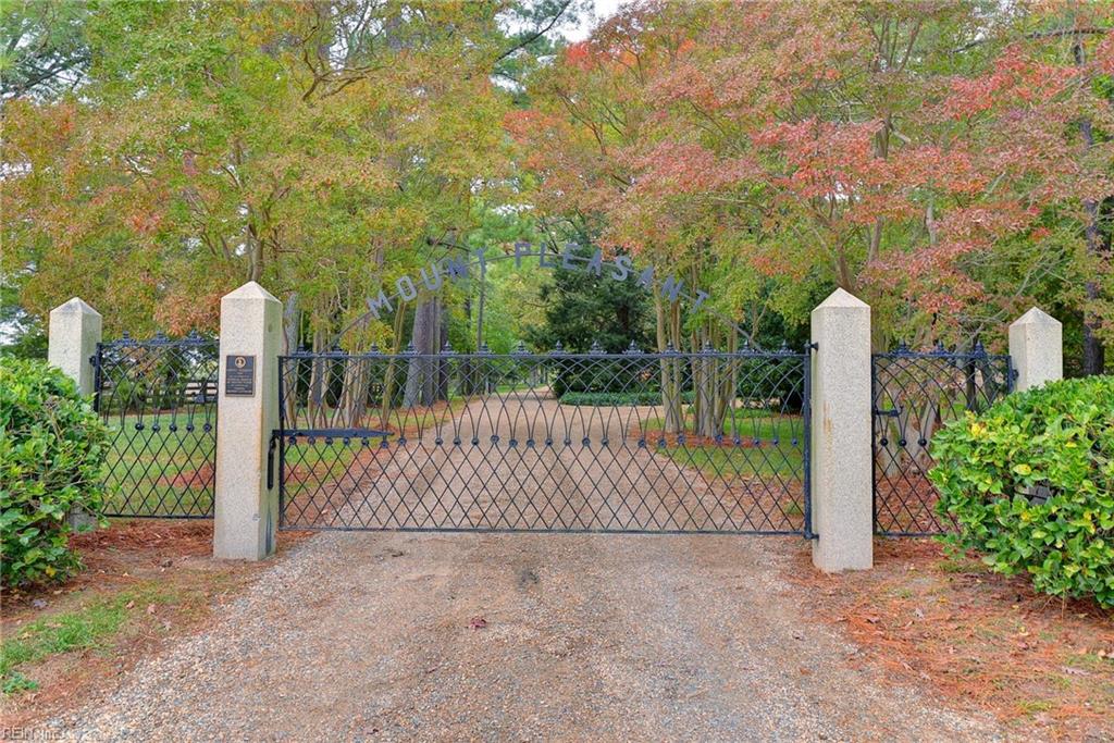 317 Coles Point RD