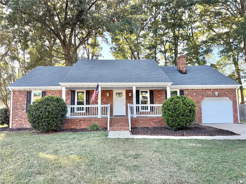 Photo of 720 Baywood Trail TRL, Chesapeake, VA 23323 (MLS # 10656886)