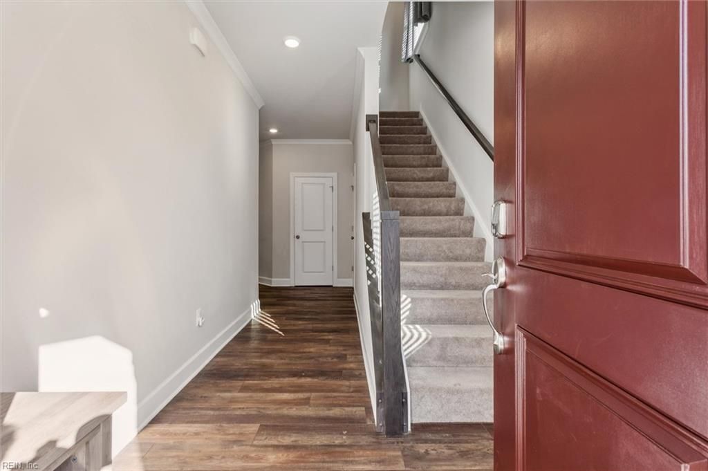 Photo of 4106 Lord Dunmore Drive, Williamsburg, VA 23188 (MLS # 10618305)