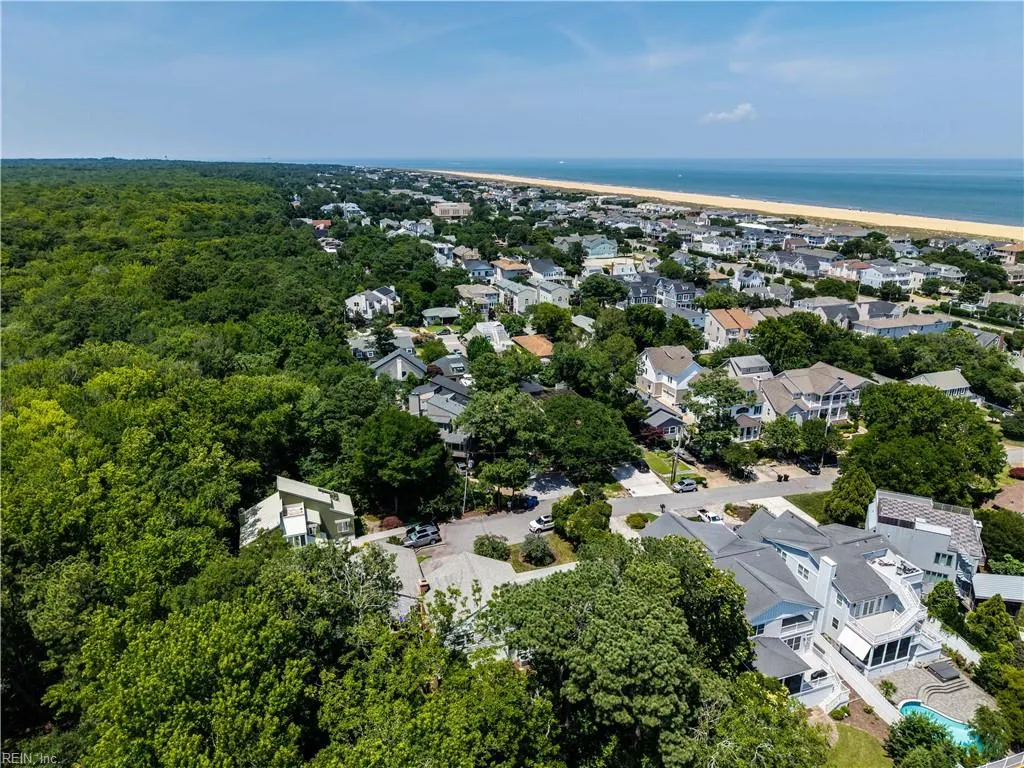 Virginia Beach, Virginia 23451, United States, 5 Bedrooms Bedrooms, ,3 BathroomsBathrooms,Residential,Active,158663