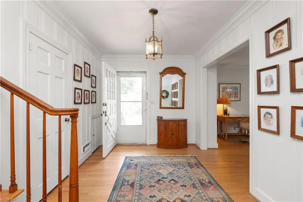 Virginia Beach, Virginia 23451, United States, 5 Bedrooms Bedrooms, ,3 BathroomsBathrooms,Residential,Active,158663