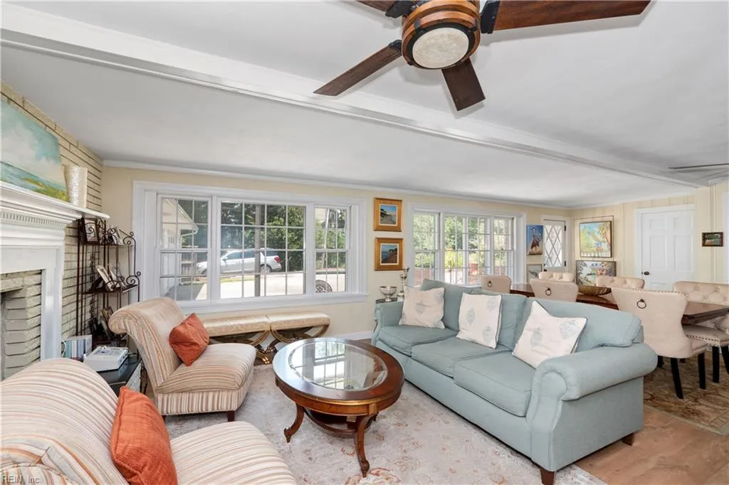 Virginia Beach, Virginia 23451, United States, 5 Bedrooms Bedrooms, ,3 BathroomsBathrooms,Residential,Active,158663