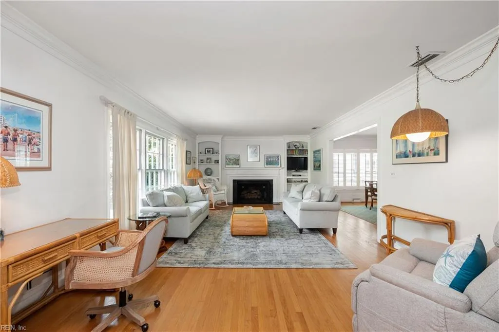 Virginia Beach, Virginia 23451, United States, 5 Bedrooms Bedrooms, ,3 BathroomsBathrooms,Residential,Active,158663