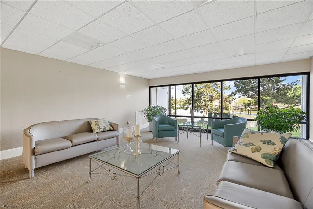 Virginia Beach, Virginia 23451, United States, 3 Bedrooms Bedrooms, ,2 BathroomsBathrooms,Residential,Active,123205