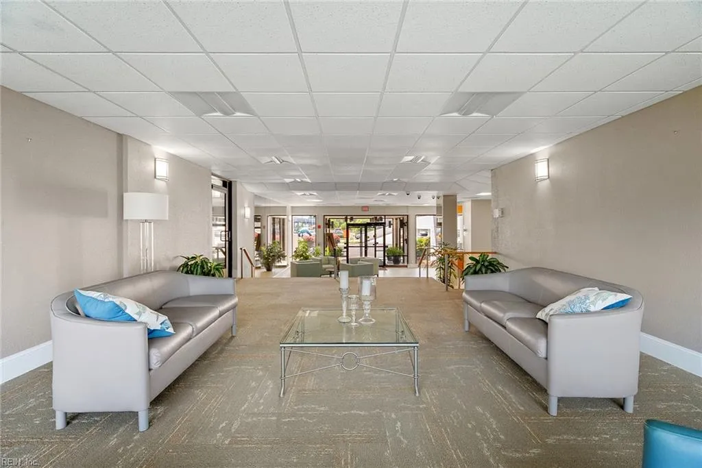 Virginia Beach, Virginia 23451, United States, 3 Bedrooms Bedrooms, ,2 BathroomsBathrooms,Residential,Active,123205