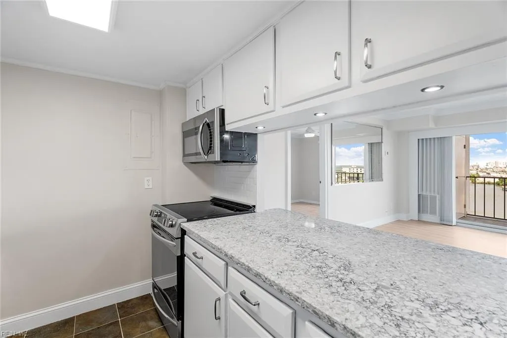 Virginia Beach, Virginia 23451, United States, 3 Bedrooms Bedrooms, ,2 BathroomsBathrooms,Residential,Active,123205