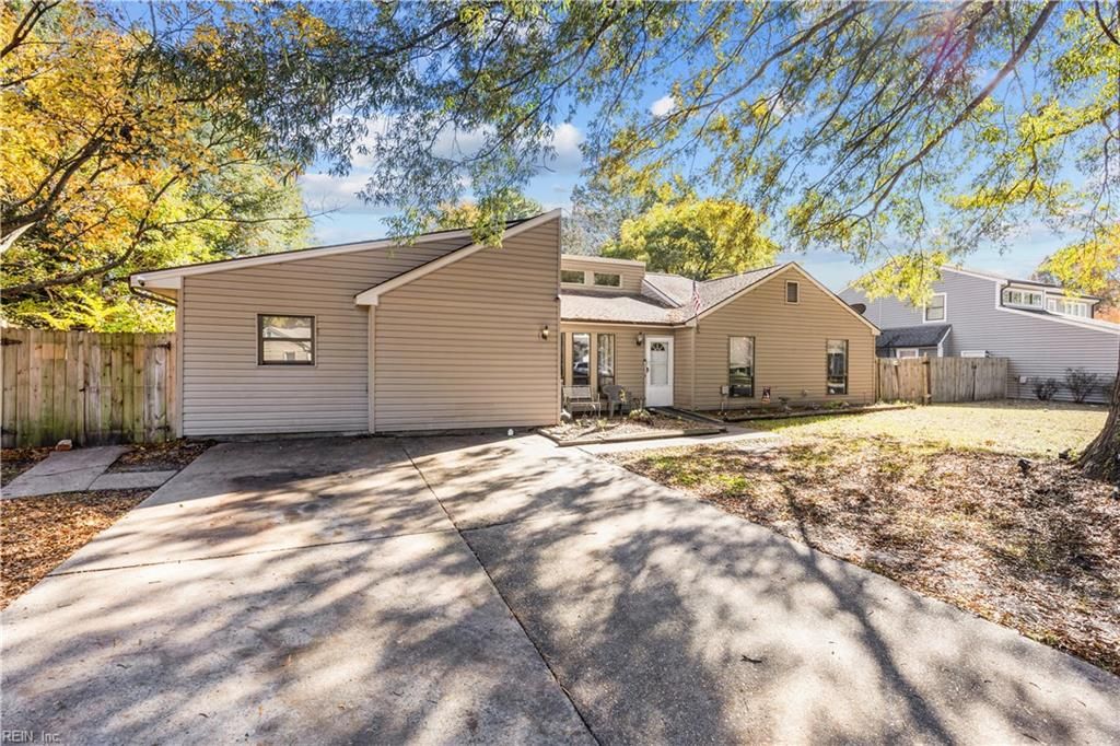 Photo of 1363 Cypress Place, Chesapeake, VA 23320 (MLS # 10633363)
