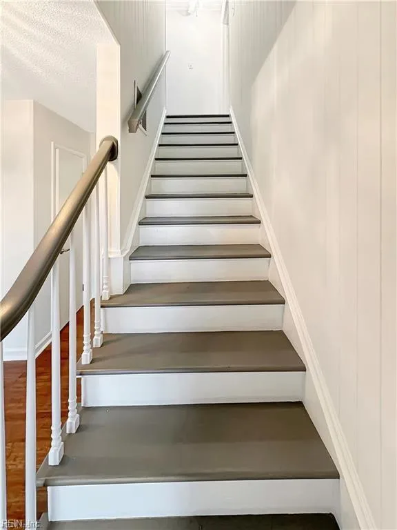 Poquoson, Virginia 23662, United States, 4 Bedrooms Bedrooms, ,3 BathroomsBathrooms,Residential,Active,15227