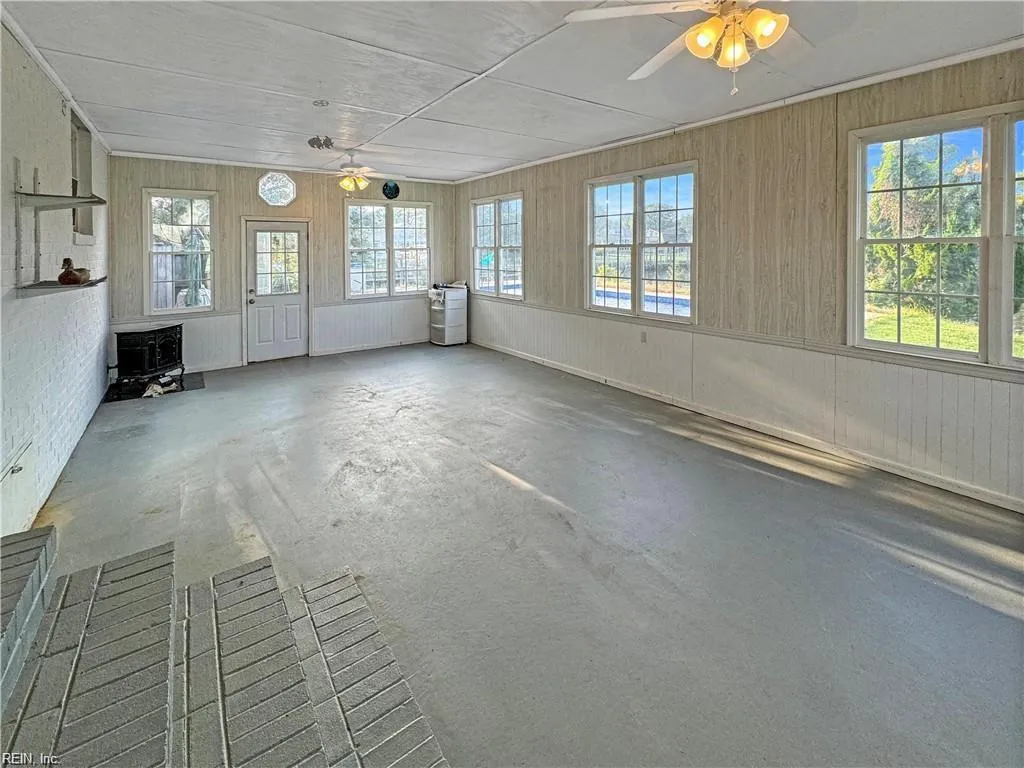 Poquoson, Virginia 23662, United States, 4 Bedrooms Bedrooms, ,3 BathroomsBathrooms,Residential,Active,15227