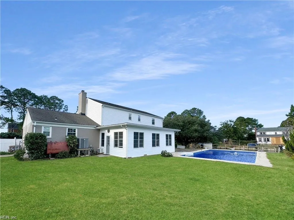 Poquoson, Virginia 23662, United States, 4 Bedrooms Bedrooms, ,3 BathroomsBathrooms,Residential,Active,15227