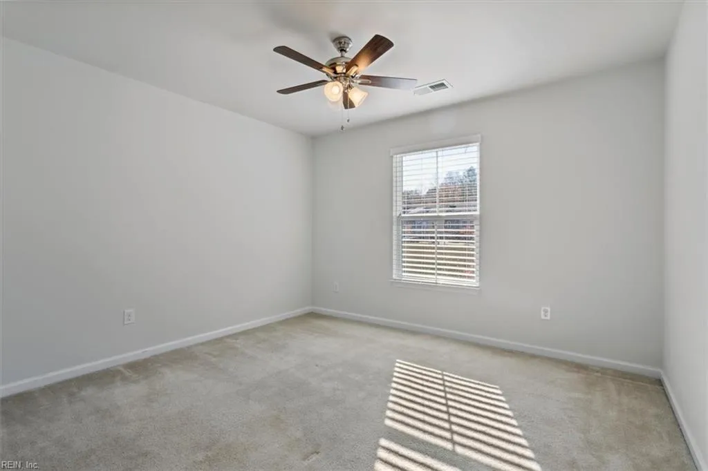 Williamsburg, Virginia 23185, United States, 4 Bedrooms Bedrooms, ,4 BathroomsBathrooms,Residential,Active,5124