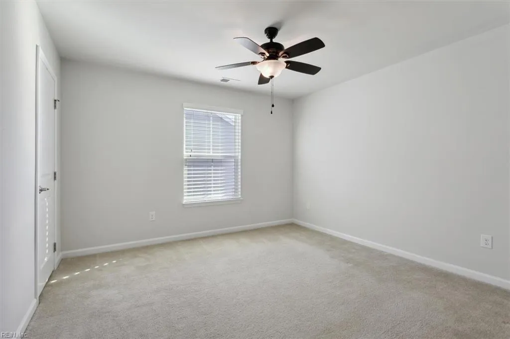 Williamsburg, Virginia 23185, United States, 4 Bedrooms Bedrooms, ,4 BathroomsBathrooms,Residential,Active,5124