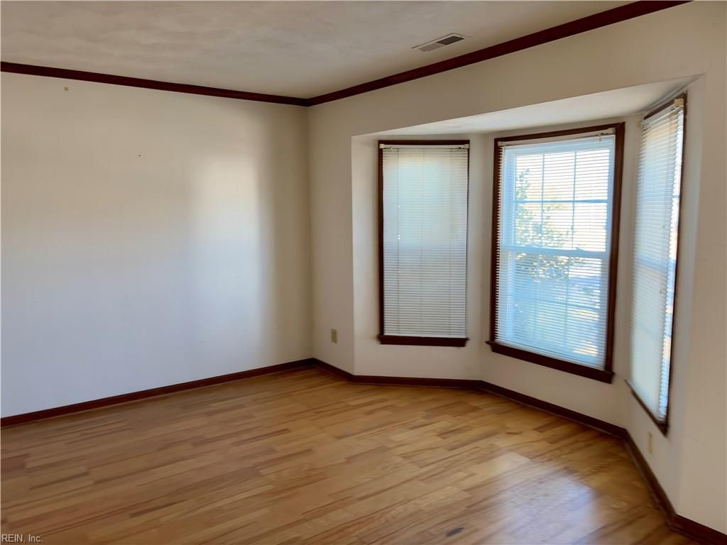 Photo of 1201 Thackeray Court, Virginia Beach, VA 23454 (MLS # 10617413)