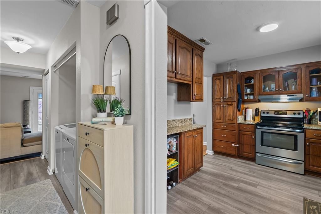 Photo of 5949 Margate Avenue, Virginia Beach, VA 23462 (MLS # 10633868)