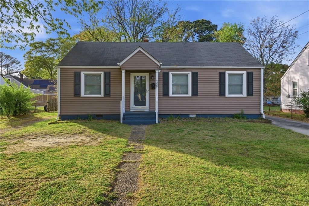 Photo of 4320 Deep Creek Boulevard, Portsmouth, VA 23702 (MLS # 10629200)