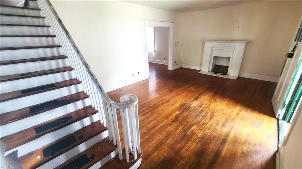 Photo of 1708 Spratley Street, Portsmouth, VA 23704 (MLS # 10632111)