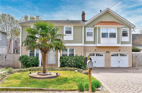714 Goldsboro Ave Virginia Beach VA 23451