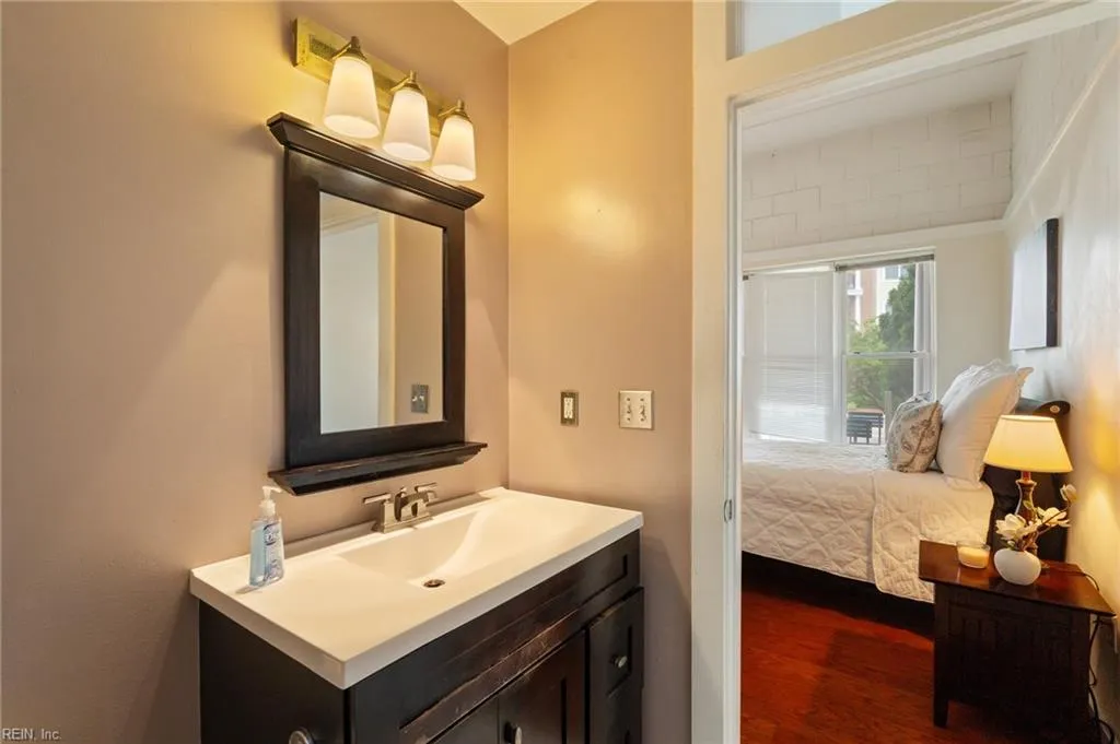 Virginia Beach, Virginia 23451, United States, 1 Bedroom Bedrooms, ,1 BathroomBathrooms,Residential,Active,150964