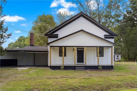 Photo of 1325 Buckhorn Drive, Suffolk, VA 23437 (MLS # 10658415)