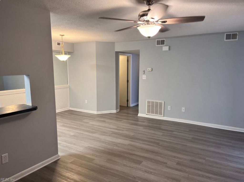 Photo of 149 Windsor Castle Drive #E, Newport News, VA 23608 (MLS # 10624088)