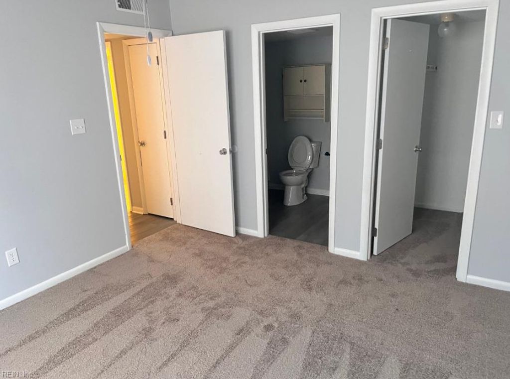 Photo of 149 Windsor Castle Drive #E, Newport News, VA 23608 (MLS # 10624088)