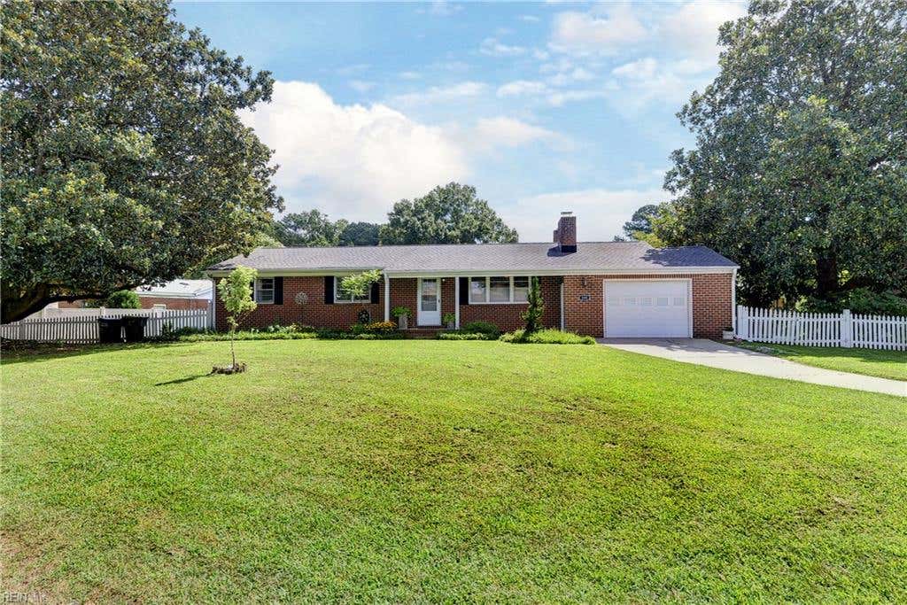 Photo of 100 Kelsey Road, Williamsburg, VA 23185 (MLS # 10649638)