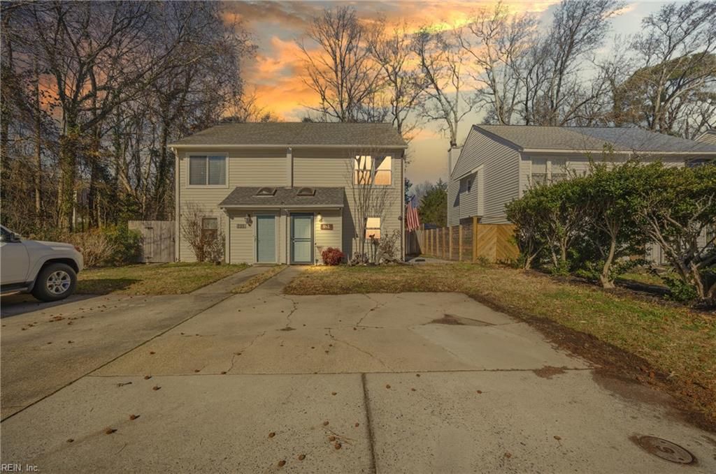 Photo of 841 12th Street, Virginia Beach, VA 23451 (MLS # 10624277)