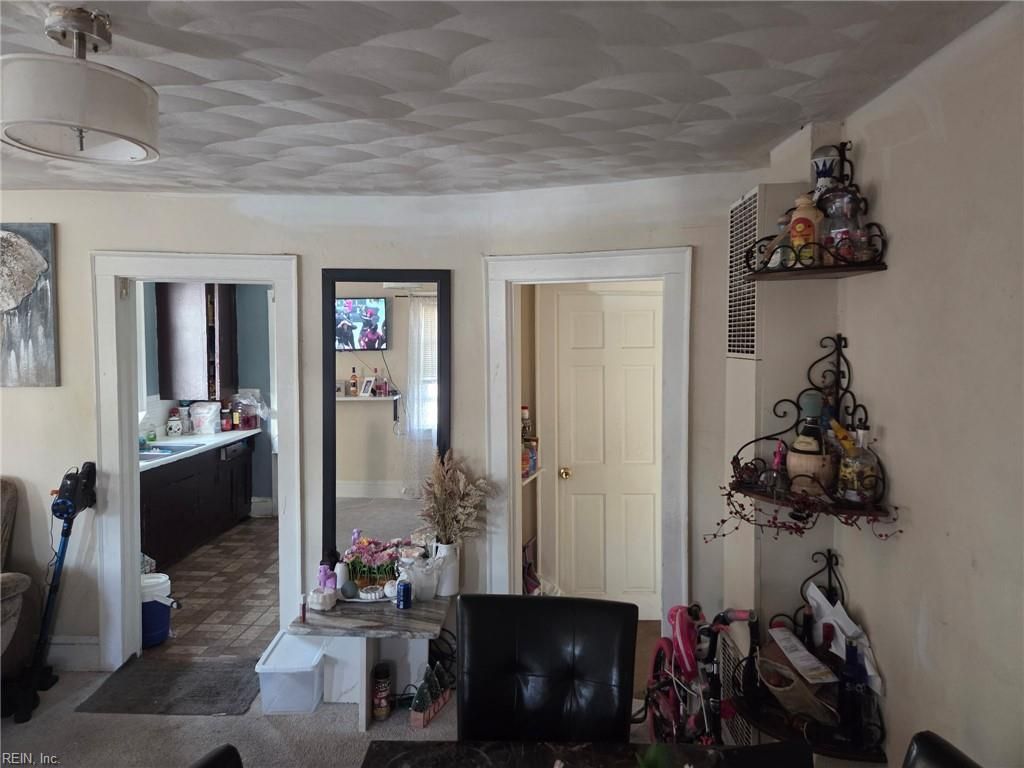 Photo of 3121 Jersey Avenue, Norfolk, VA 23513 (MLS # 10628489)