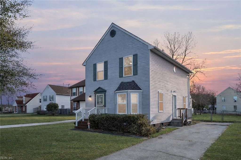 Photo of 1106 Wide Street, Norfolk, VA 23504 (MLS # 10619193)