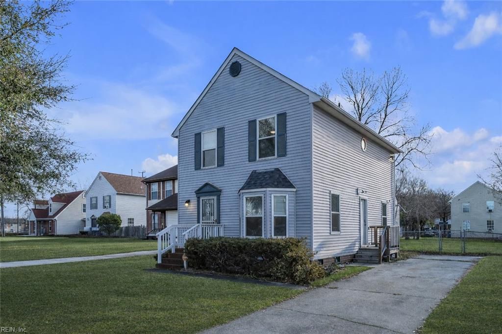 Photo of 1106 Wide Street, Norfolk, VA 23504 (MLS # 10619193)