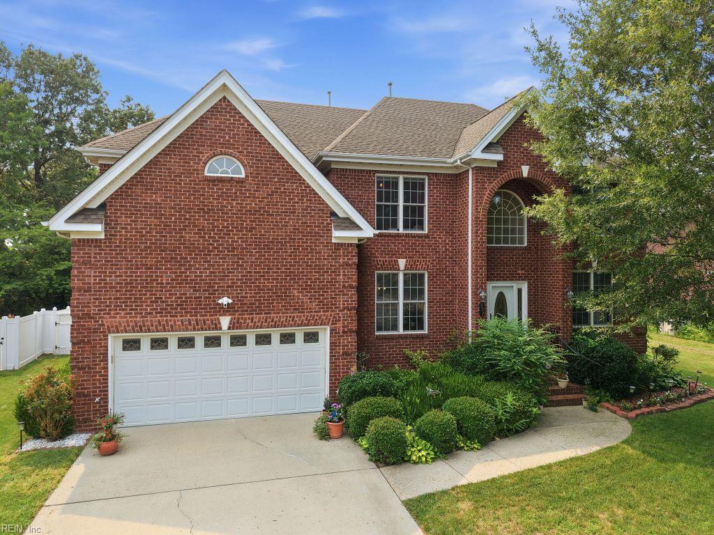 Photo of 557 Hunts Pointe Drive, Virginia Beach, VA 23464 (MLS # 10650751)