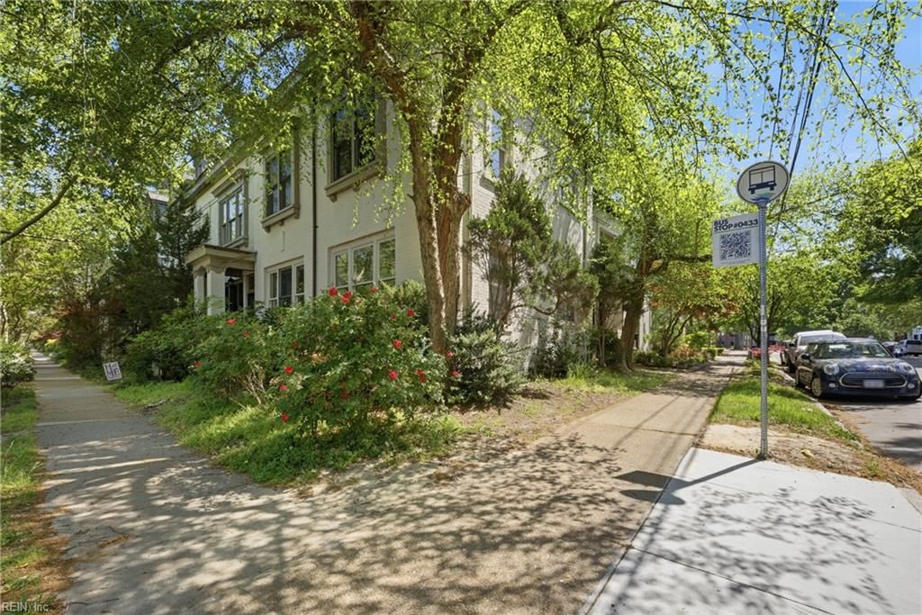 Photo of 1012 Colley Avenue, Norfolk, VA 23507 (MLS # 10630177)