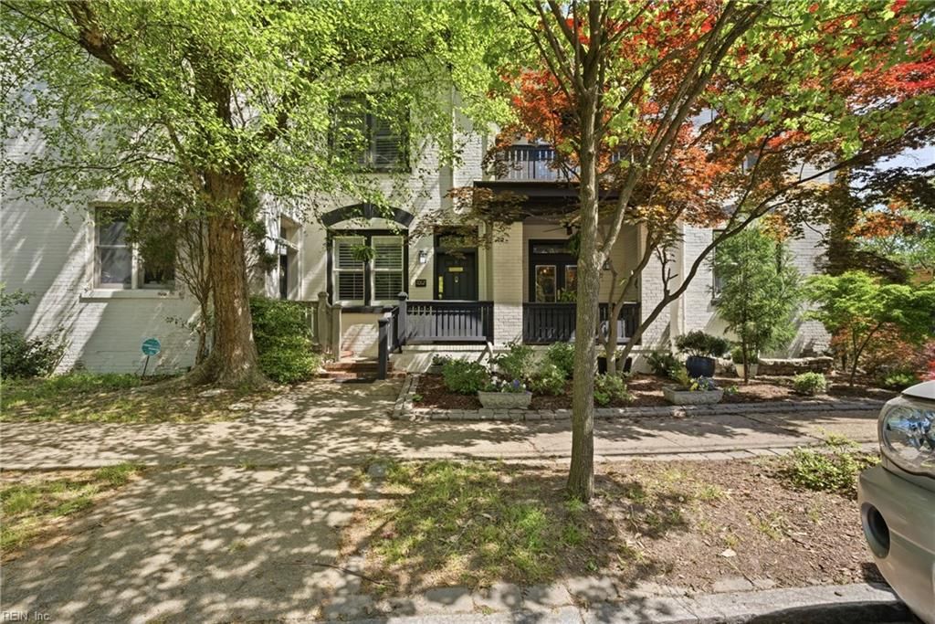 Photo of 1012 Colley Avenue, Norfolk, VA 23507 (MLS # 10630177)