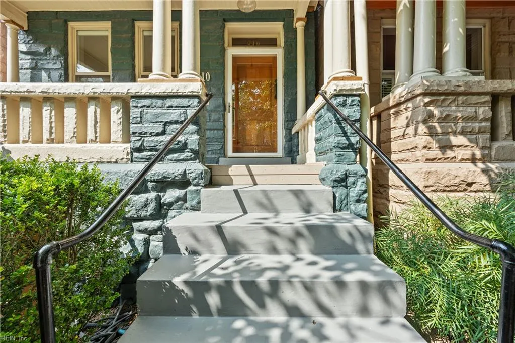 Norfolk, Virginia 23507, United States, 4 Bedrooms Bedrooms, ,5 BathroomsBathrooms,Residential,Active,143587