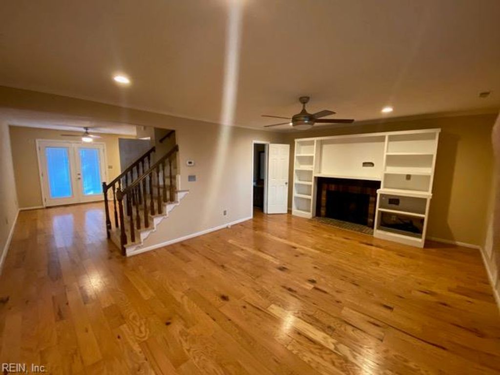 Photo of 524 Pine Tops Ct Ct, Virginia Beach, VA 23451 (MLS # 10622630)