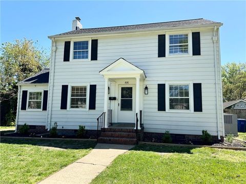 Photo of 44 Milford Road, Newport News, VA 23601 (MLS # 10629376)