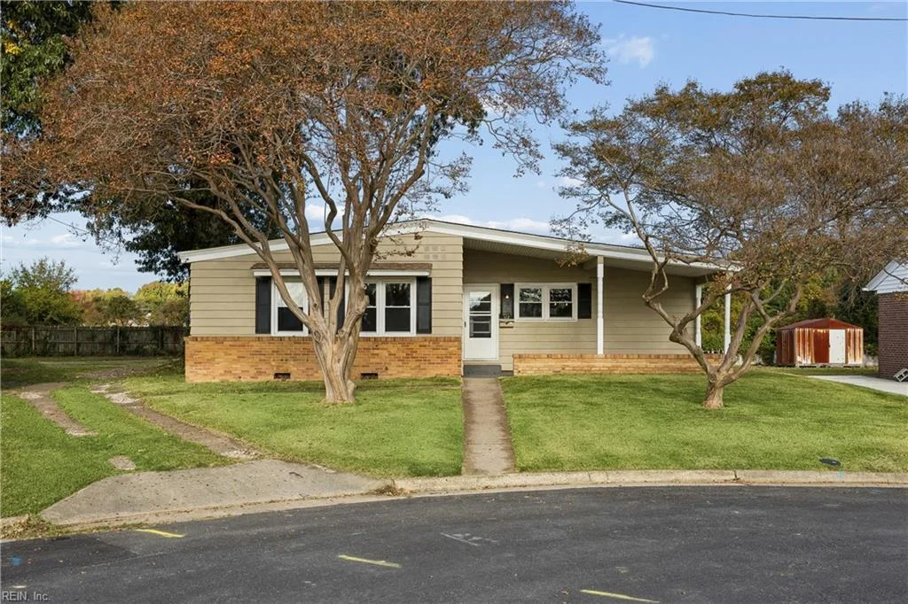 112 Findley Square