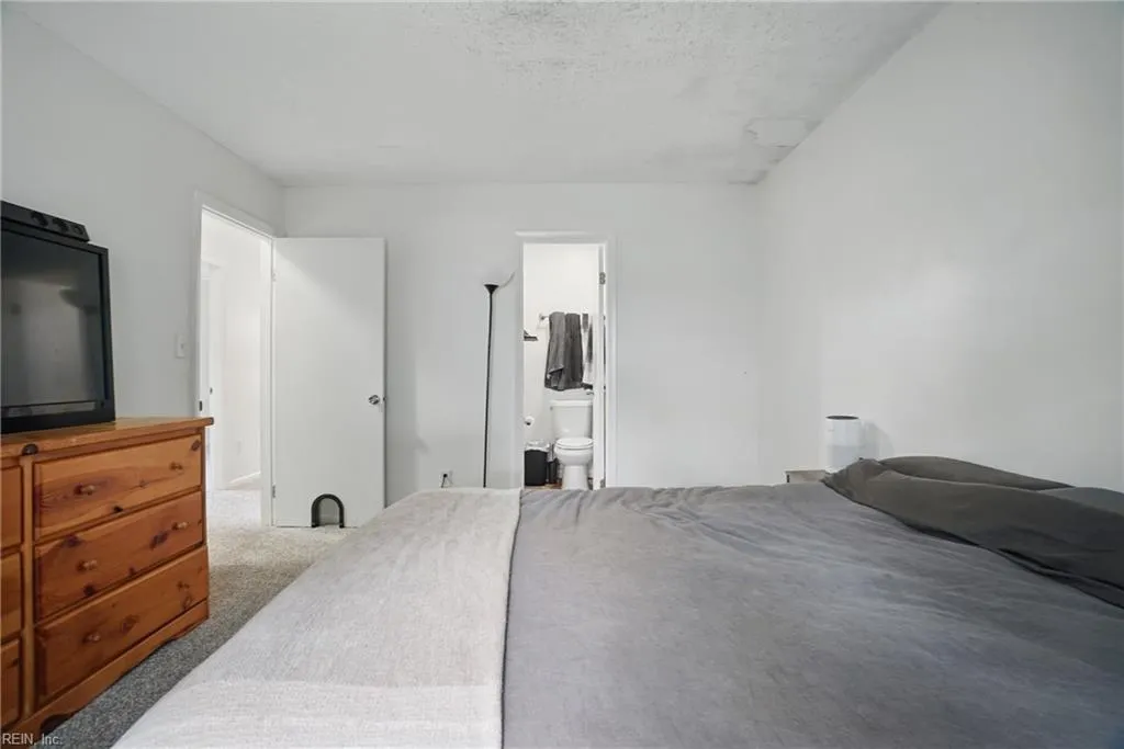 Virginia Beach, Virginia 23464, United States, 3 Bedrooms Bedrooms, ,2 BathroomsBathrooms,Residential,Active,103290