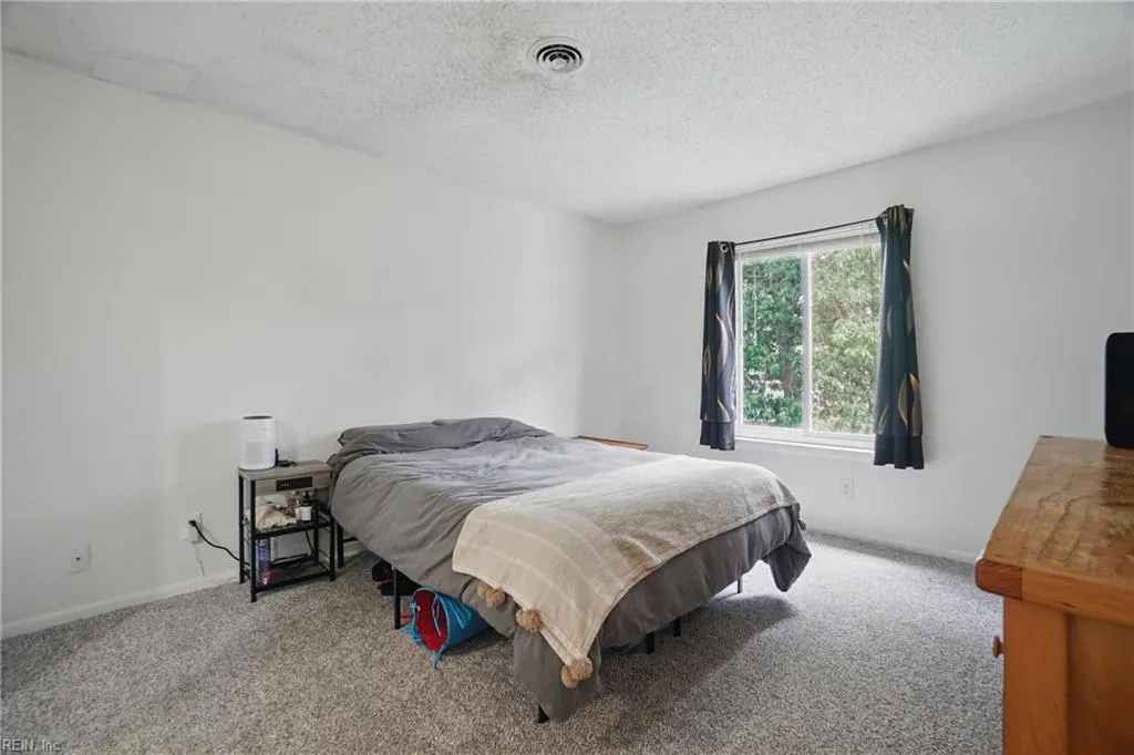 Virginia Beach, Virginia 23464, United States, 3 Bedrooms Bedrooms, ,2 BathroomsBathrooms,Residential,Active,103290