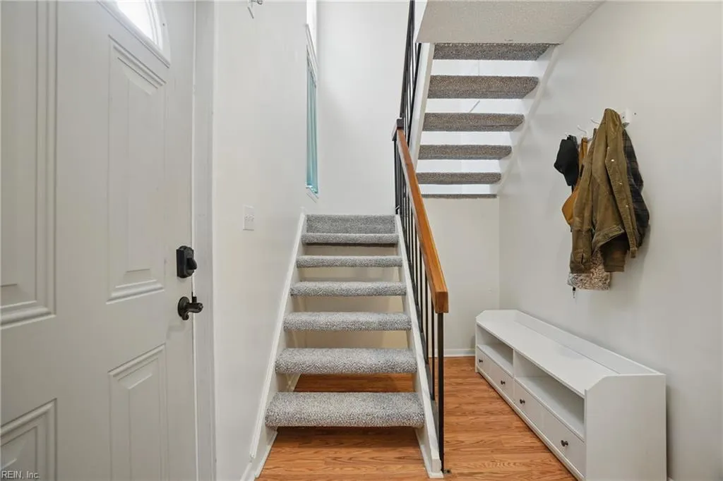 Virginia Beach, Virginia 23464, United States, 3 Bedrooms Bedrooms, ,2 BathroomsBathrooms,Residential,Active,103290