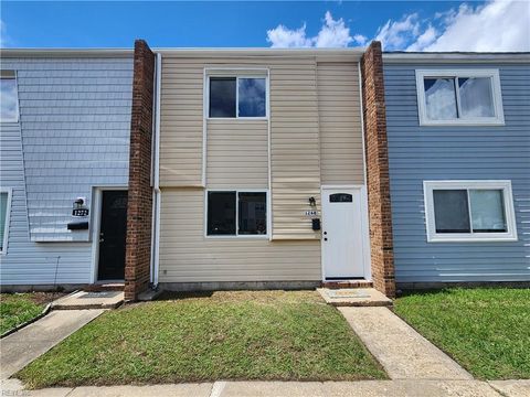 1268 Green Cedar LN Virginia Beach VA 23453