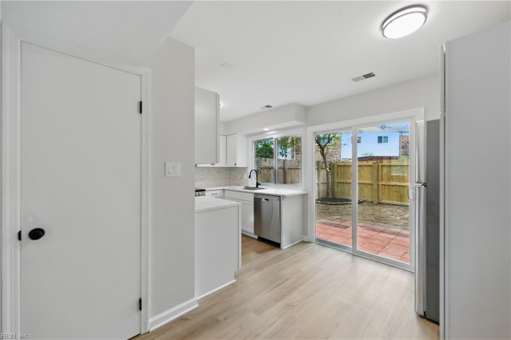 1268 Green Cedar LN