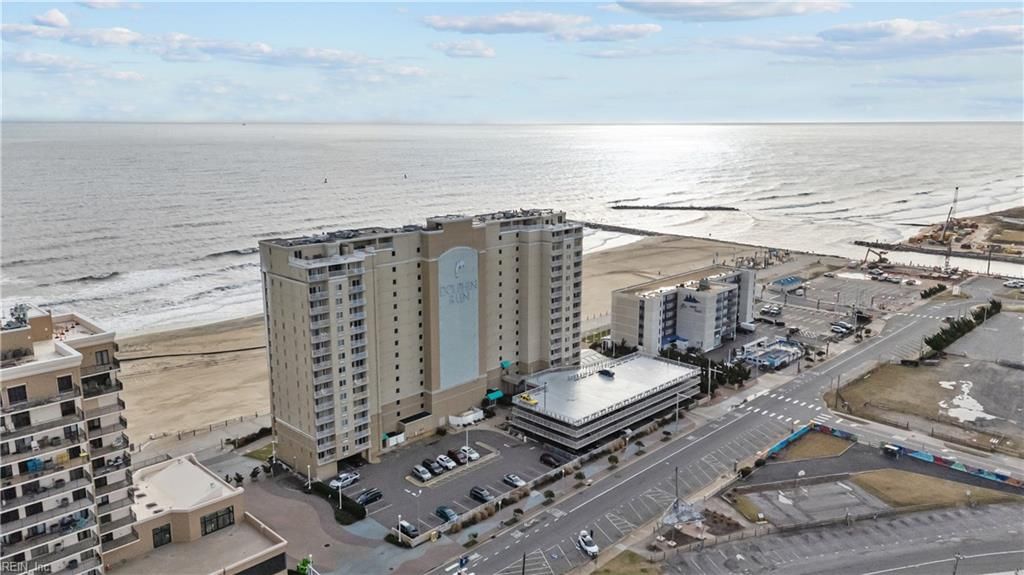 Photo of 303 Atlantic Avenue #1402, Virginia Beach, VA 23451 (MLS # 10612976)