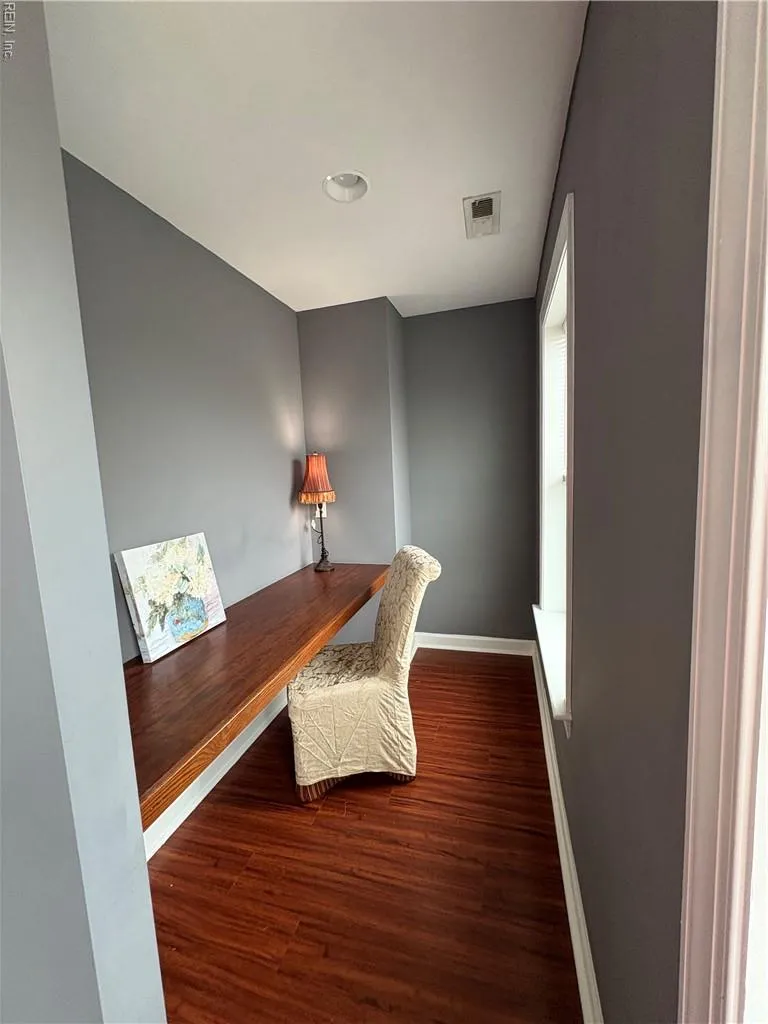 Norfolk, Virginia 23508, United States, 1 Bedroom Bedrooms, ,1 BathroomBathrooms,Residential,Active,211838