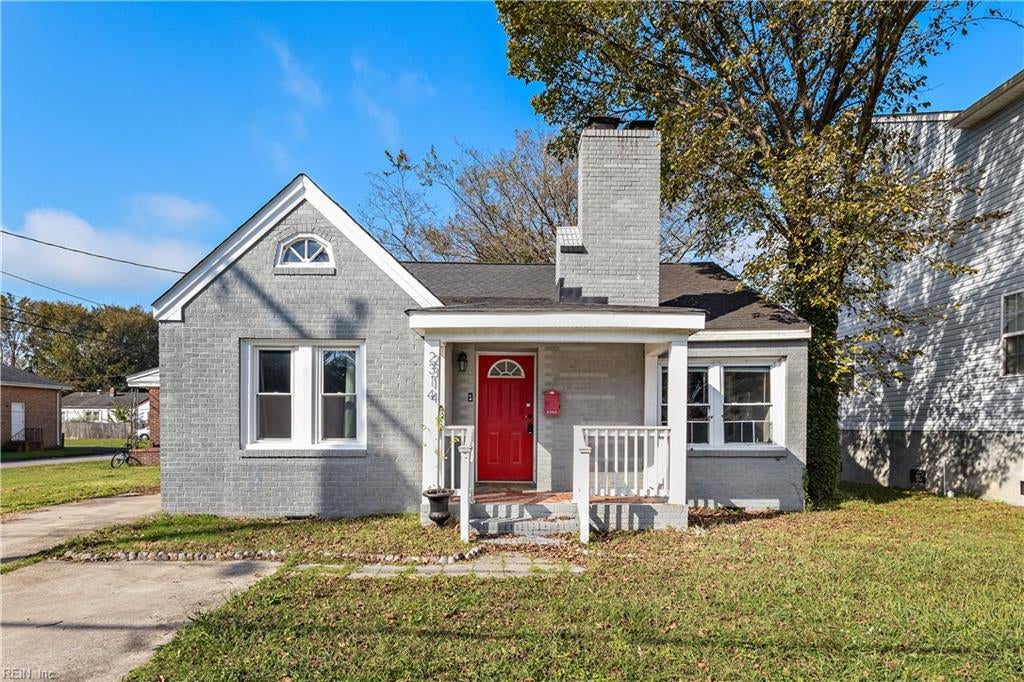 Photo of 2314 Chestnut Street, Portsmouth, VA 23704 (MLS # 10653439)