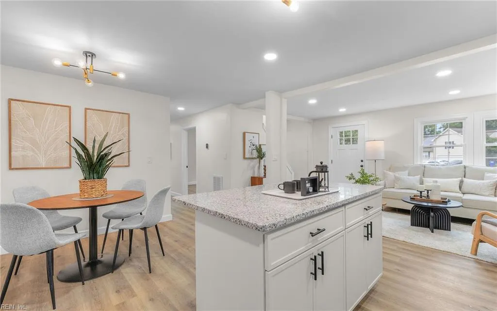 Norfolk, Virginia 23518, United States, 4 Bedrooms Bedrooms, ,3 BathroomsBathrooms,Residential,Active,220610