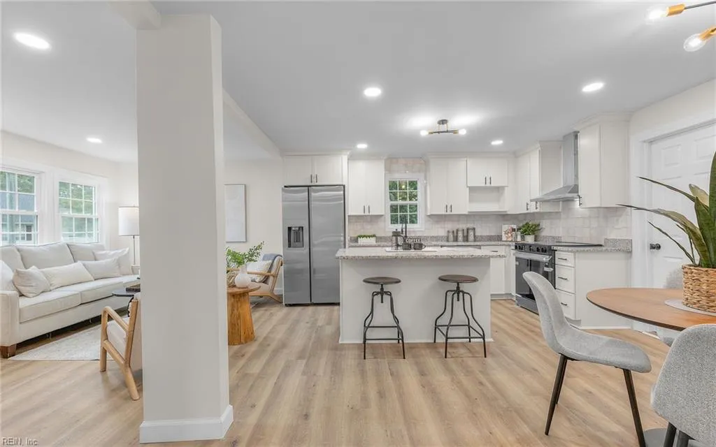 Norfolk, Virginia 23518, United States, 4 Bedrooms Bedrooms, ,3 BathroomsBathrooms,Residential,Active,220610