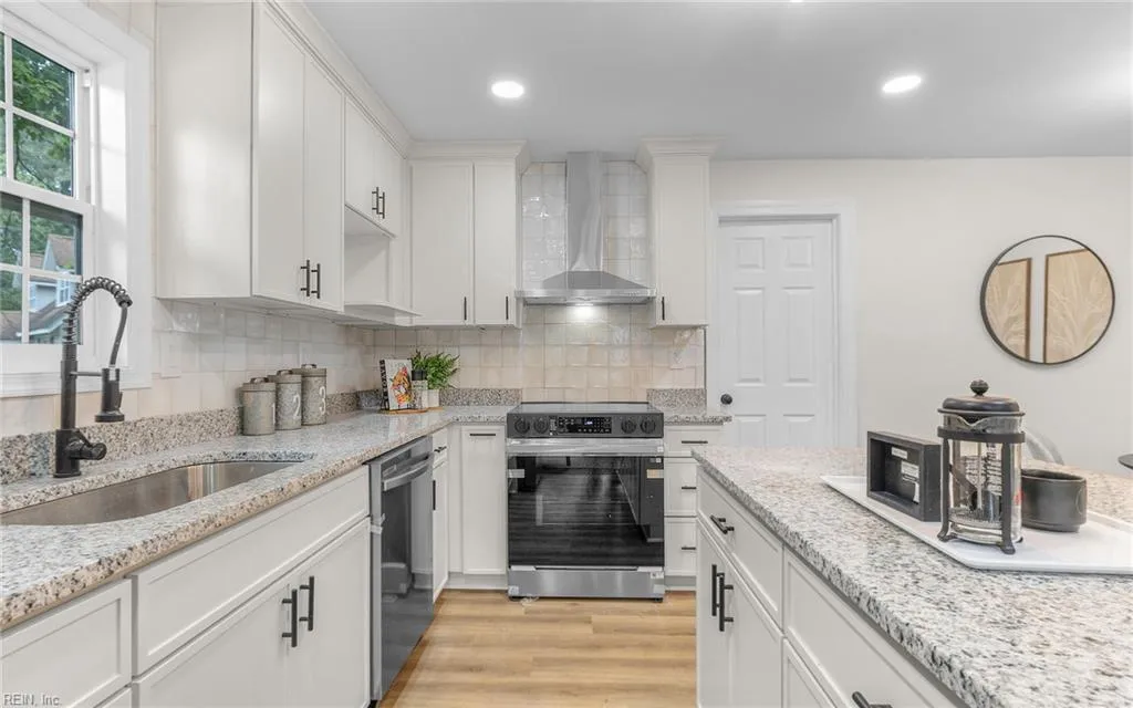 Norfolk, Virginia 23518, United States, 4 Bedrooms Bedrooms, ,3 BathroomsBathrooms,Residential,Active,220610